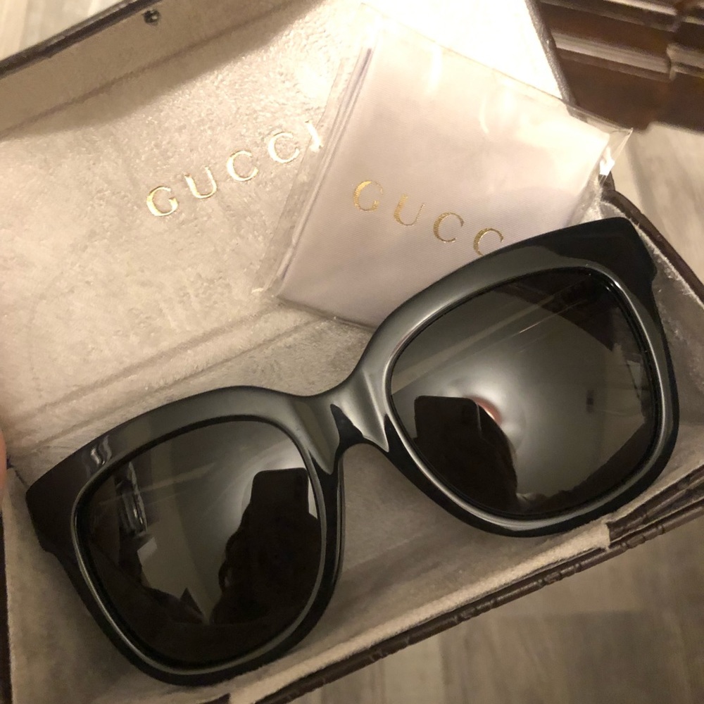 Gucci Sunglasses 53mm